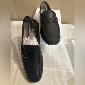 Salvatore Ferragamo Black Leather Driving Loafers